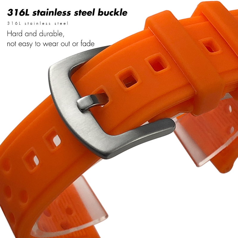 Cinturino in Silicone Morbido  - Seiko Watch 5 Sports recensione e prezzo