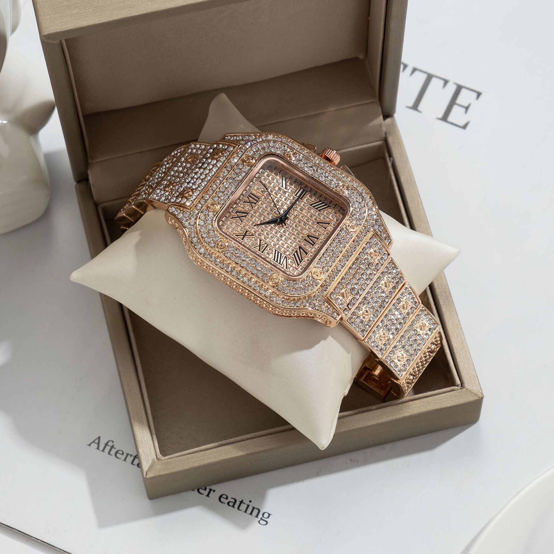Orologio UTHAI L77 da uomo, or - Cartier Watch Tank recensione e prezzo