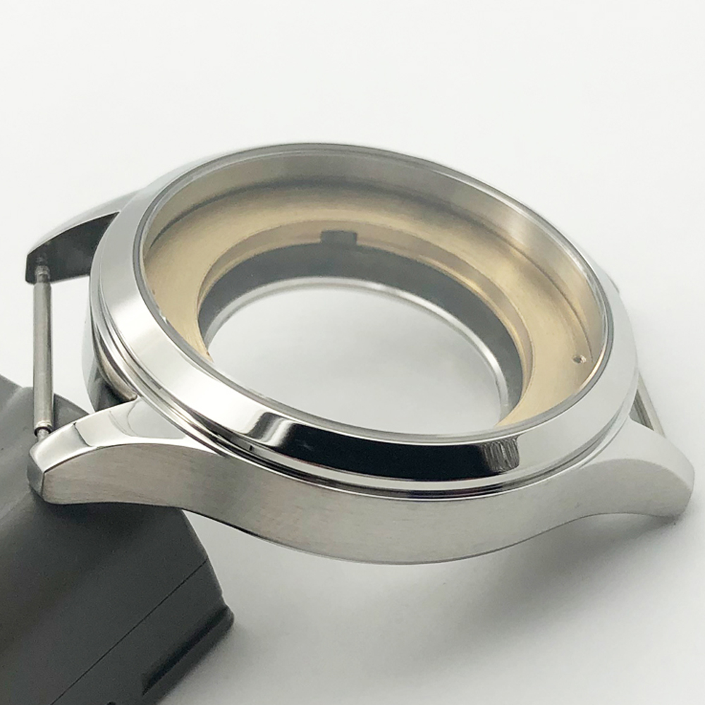 Cassa da 42mm con Vetro Zaffir - Seiko Watch 5 Sports recensione e prezzo